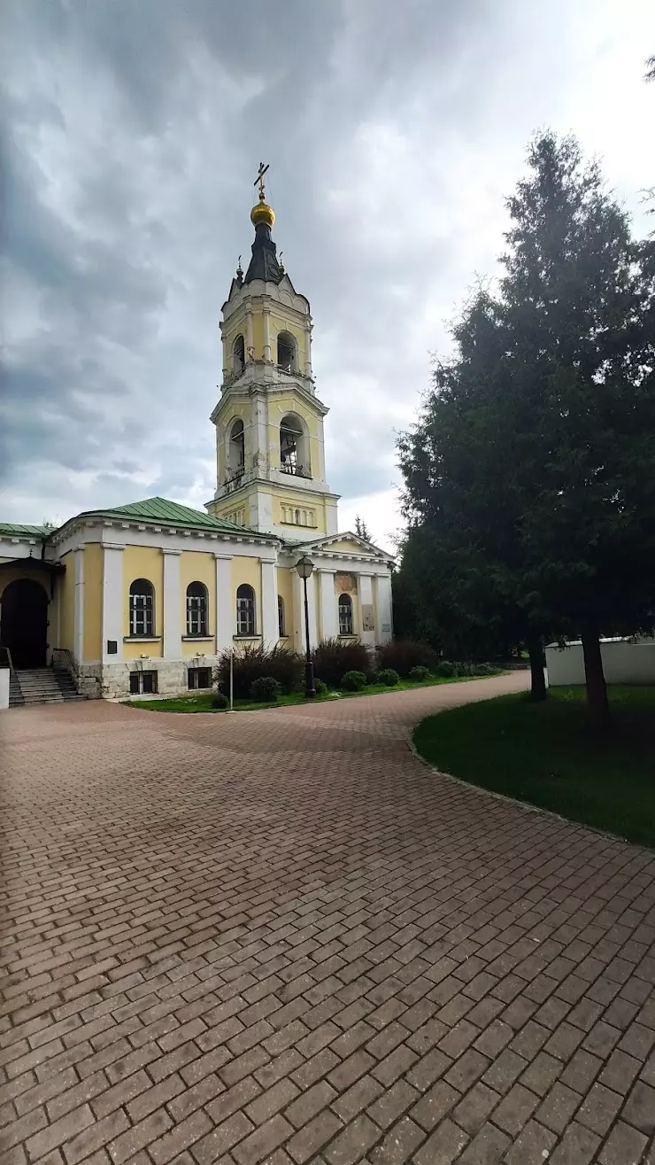 Церковь Троицы Живоночальной в Жулебино в Москве, Саранская ул., вл 1 -  фото, отзывы 2024, рейтинг, телефон и адрес