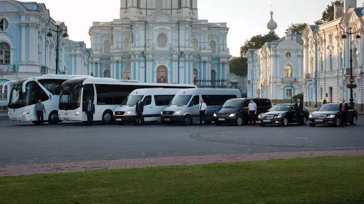 Росо спб. Интерсервис Санкт-Петербург автобусы. Интерсервис СПБ автобусы. Вид Санкт-Петербурга из автобуса. Микроавтобус Интерсервис номер 531 Санкт-Петербург.