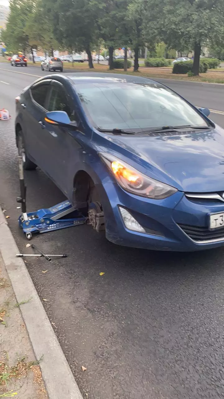 Автотехпомощь и шиномонтаж Бахмуд в Санкт-Петербурге, пр. Энтузиастов, 12 -  фото, отзывы 2024, рейтинг, телефон и адрес