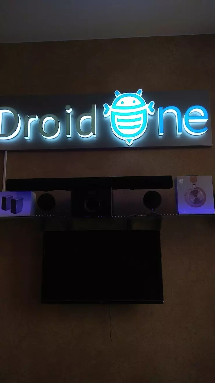 DroidOne.ru, Смоленск в Смоленске, ул. Ленина, 8А - фото, отзывы 2024,  рейтинг, телефон и адрес