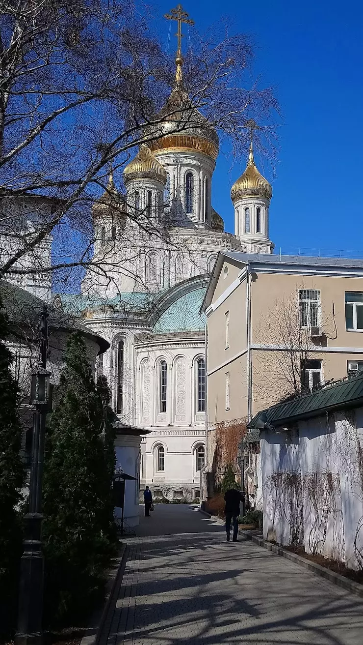 Сретенский Монастырь Православное Книгоиздательство в Москве, ул. Большая  Лубянка, д. 19, стр. 1 - фото, отзывы 2024, рейтинг, телефон и адрес