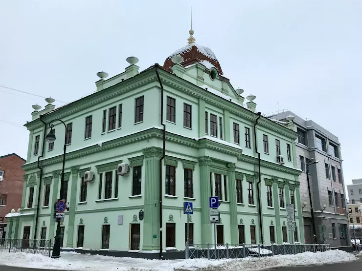 Мусы джалиля великий новгород. Улица Мусы Джалиля Казань. Мусы Джалиля 3 Казань. Аверс банк Казань. Улица Мусы Джалиля Казань фото.