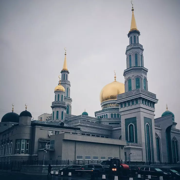 Вторая мечеть. Суннитская мечеть в Москве. Мечеть Москва метро Сокольники. Мечеть в Москве на Пятницкой. Мечеть Москва Модерн.