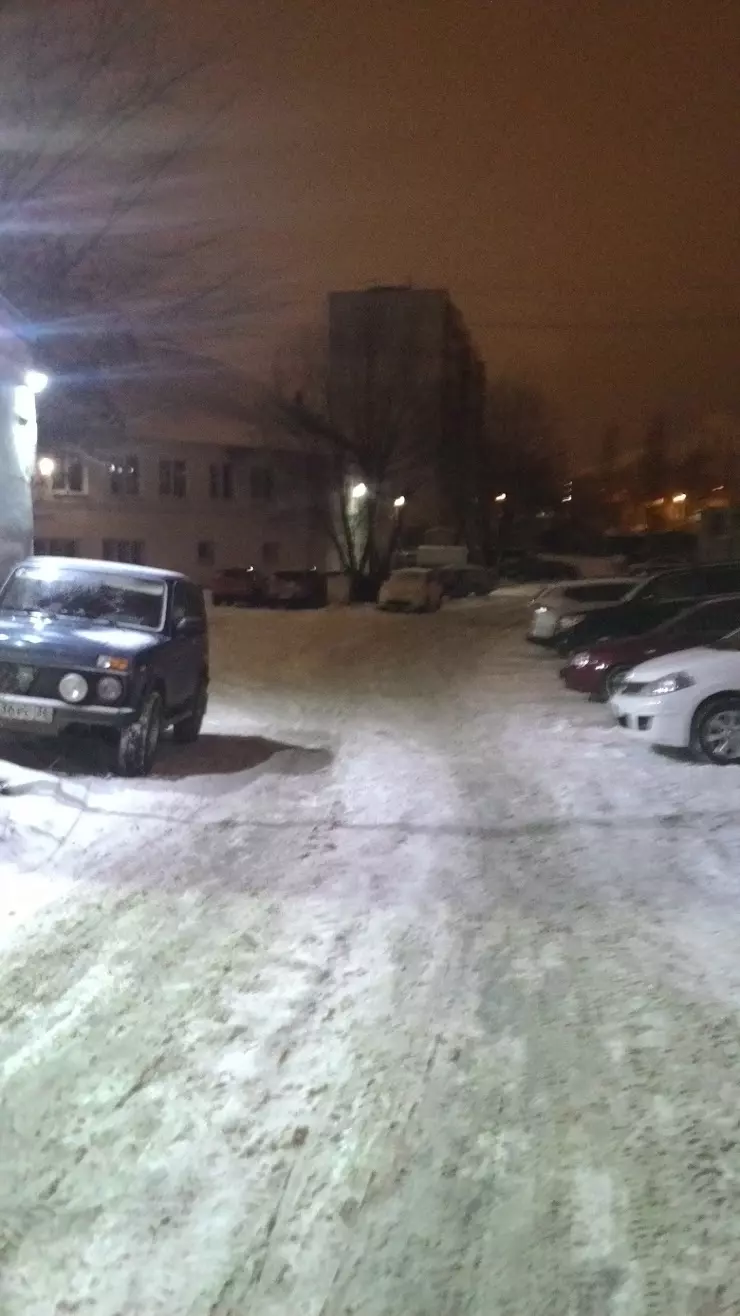 пл. Генерала Черняховского, 1Д Parking в Воронеже, пл. Генерала  Черняховского, 1Д - фото, отзывы 2024, рейтинг, телефон и адрес