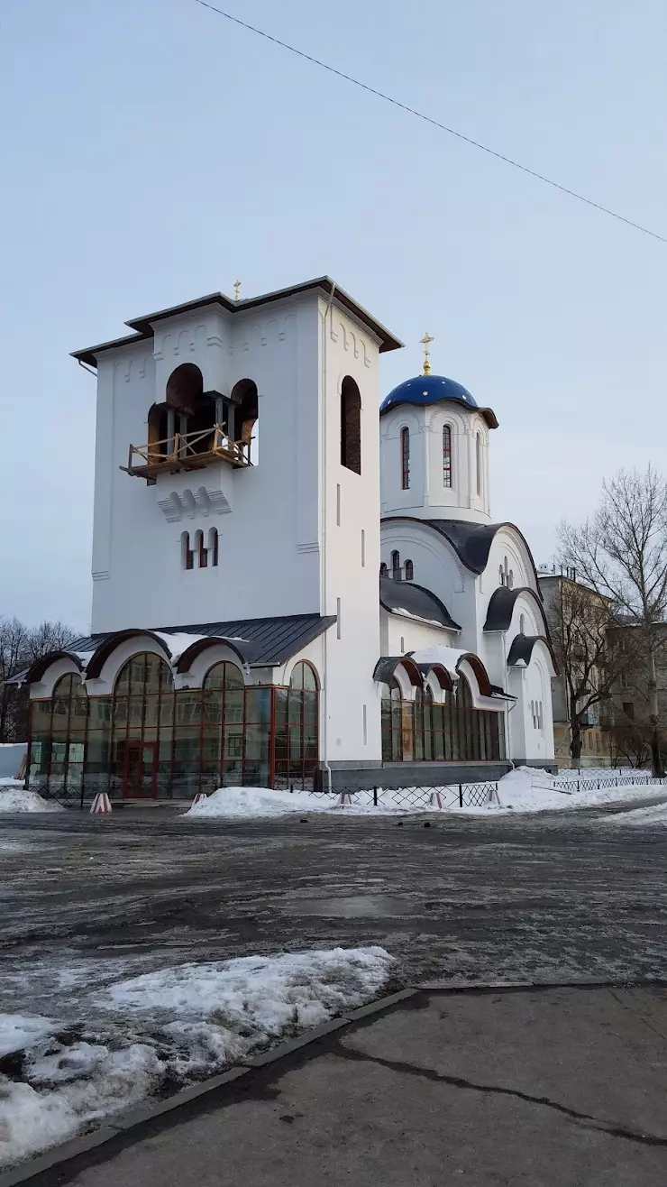 Храм в честь преподобного Серафима Саровского в Нижнем Новгороде, ул. 50  лет Победы, 7а - фото, отзывы 2024, рейтинг, телефон и адрес