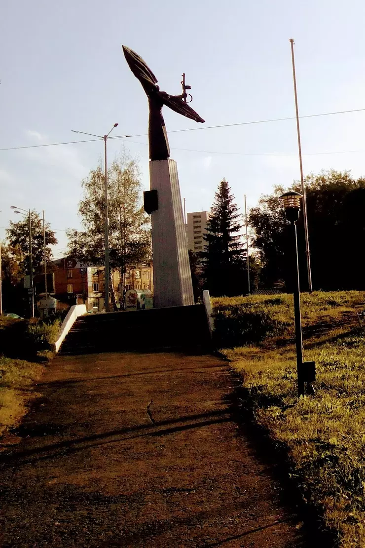 Памятник воину-освободителю в Перми, ул. Уральская, 69/1 - фото, отзывы  2024, рейтинг, телефон и адрес