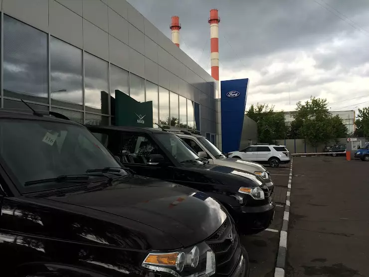 Gold star motors москва мясищева. Превокс. Форд Превокс. Автосалон на Кетчерской Москва. Дилер Превокс.