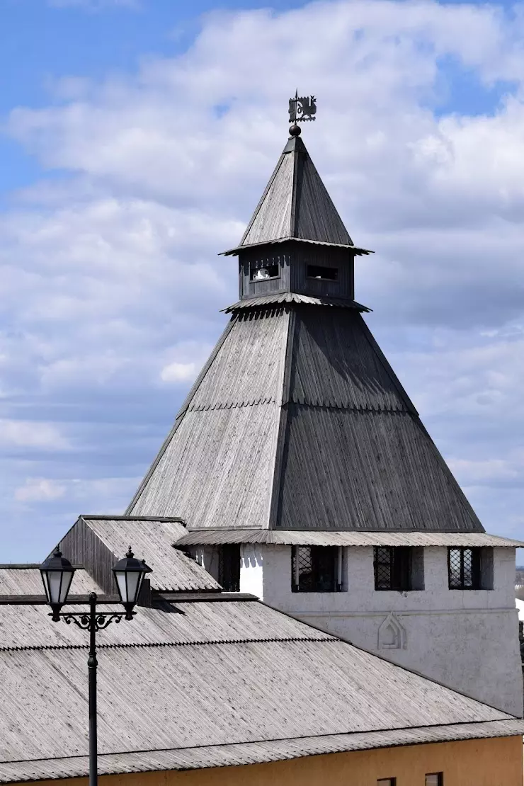 Преображенская башня Казанского Кремля в Казани, ул. Шейнкмана, 10А - фото,  отзывы 2024, рейтинг, телефон и адрес