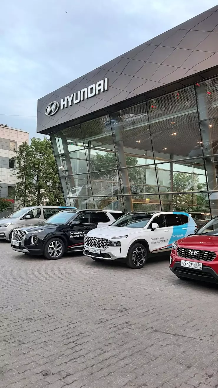 Автосалон Hyundai РОЛЬФ Алтуфьево в Москве, Алтуфьевское ш., д.31, к.1 -  фото, отзывы 2024, рейтинг, телефон и адрес