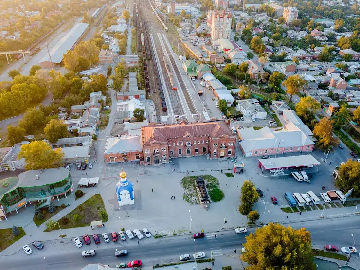 Таганрог ростовская область улица. Старый вокзал Таганрог. Таганрог ЖД вокзал. Рынок, новый вокзал, Таганрог.. Таганрог район нового вокзала.