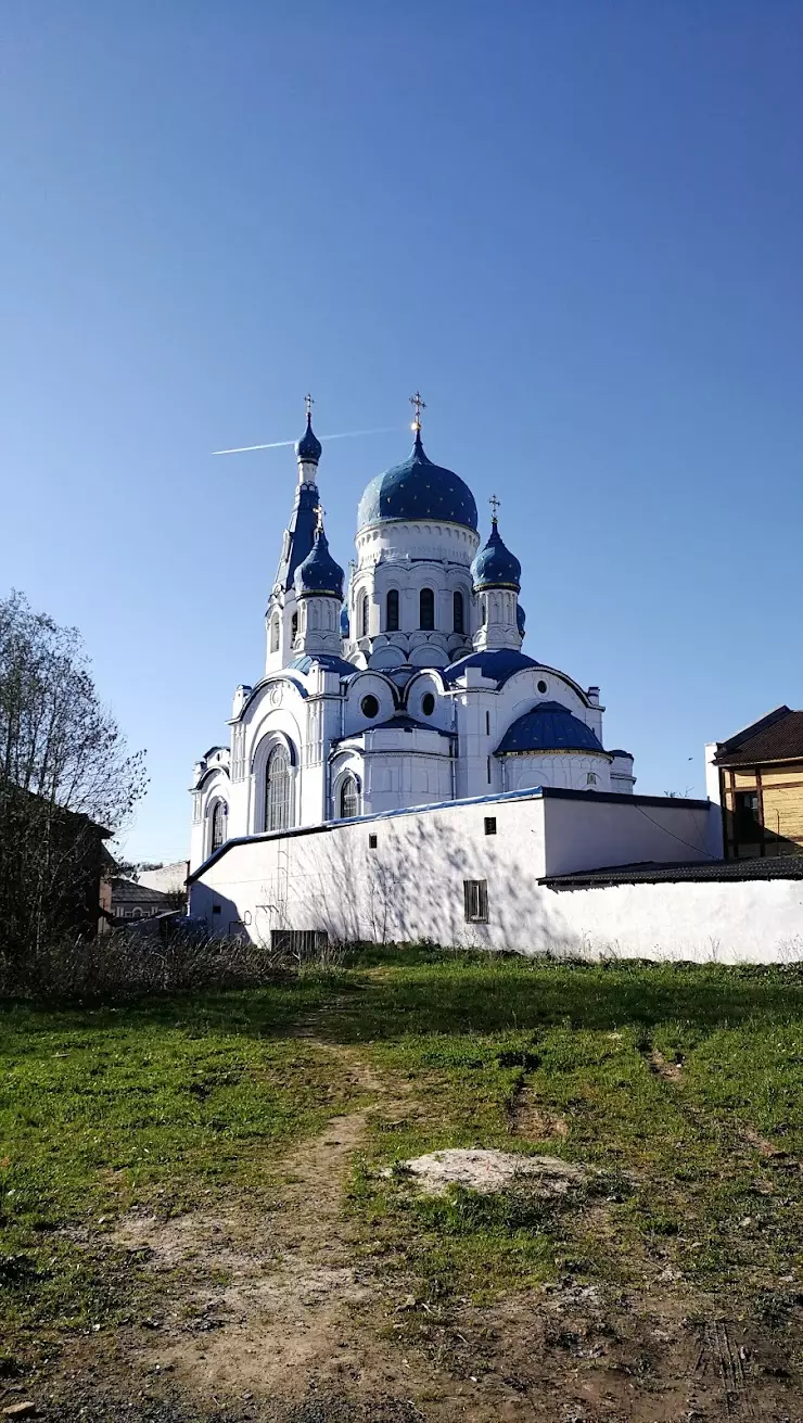 Гатчинский Городской Суд в Гатчине, ул. Горького, 8/10 - фото, отзывы 2024,  рейтинг, телефон и адрес