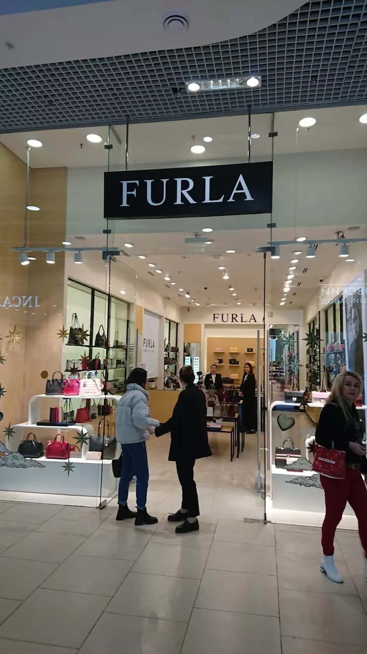 FURLA CORNER в Сочи, ул. Новая Заря, 7 - фото, отзывы 2024, рейтинг, телефон  и адрес