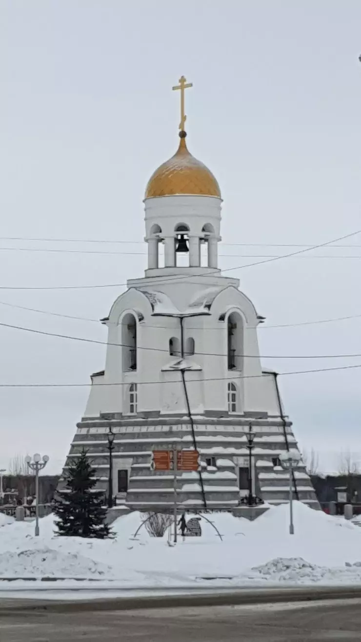 Площадь Ленинского Комсомола в Каменск-Уральском, пр. Победы - фото, отзывы  2024, рейтинг, телефон и адрес