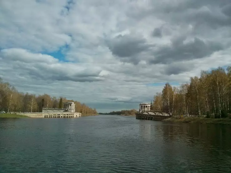 Дубна улица большеволжская 1. Город Пучеж Волга. Пучеж Ивановская область. Пучеж причал. Пристань Пучеж.