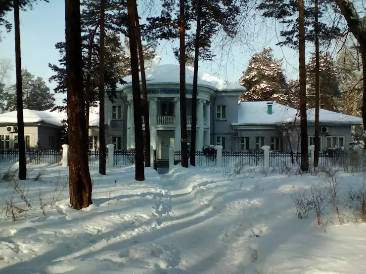 Поликлиника город ангарск. Челюстно-лицевая клиника Ангарск. Челюстная клиника Ангарск. Челюстно-лицевая клиника Сибирская ул 6 Ангарск. Челюстно-лицевая клиника Ангарск квартал.