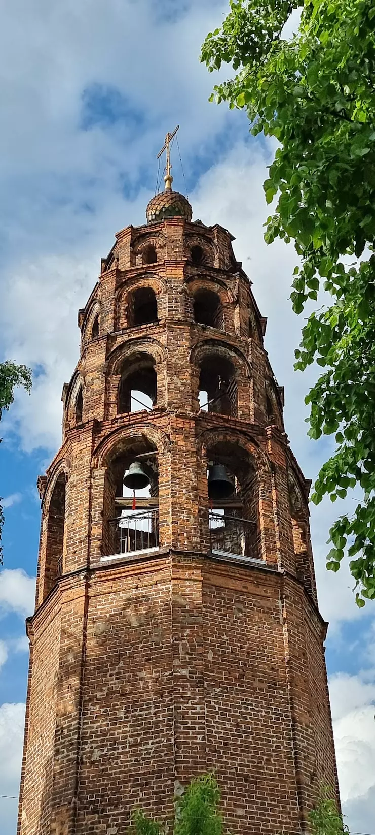 Церковь Никиты Мученика, 1647 в Ярославле, ул. Салтыкова-Щедрина, 32/49 -  фото, отзывы 2024, рейтинг, телефон и адрес