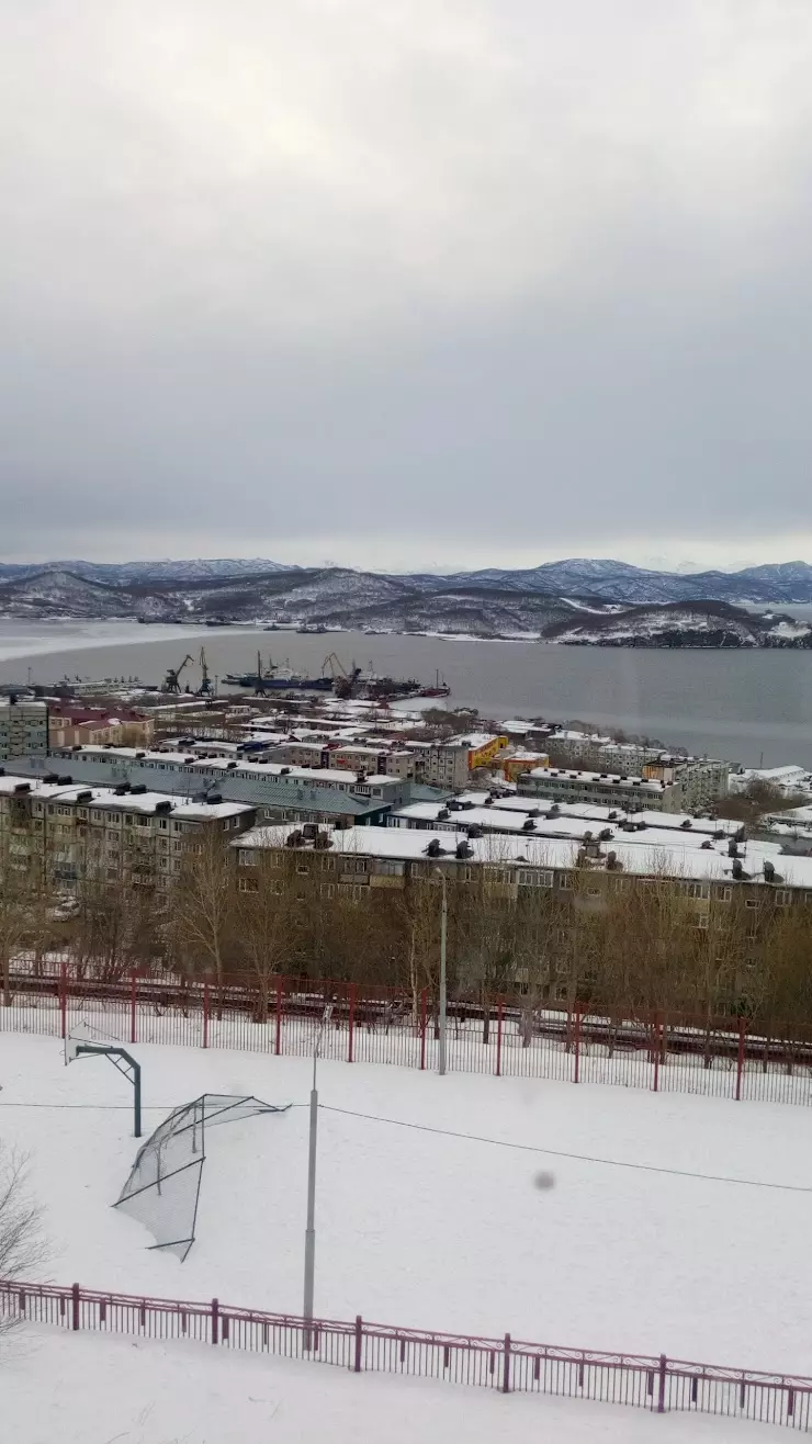 Стадион Водник в Петропавловск-Камчатском, ул. Океанская, 78 - фото, отзывы  2024, рейтинг, телефон и адрес