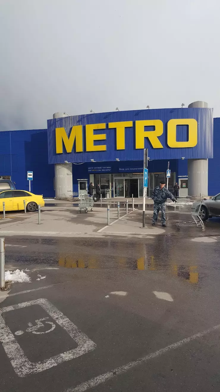 Metro Cash & Carry в Липецке, ул. 50 лет НЛМК, 8 - фото, отзывы 2024,  рейтинг, телефон и адрес