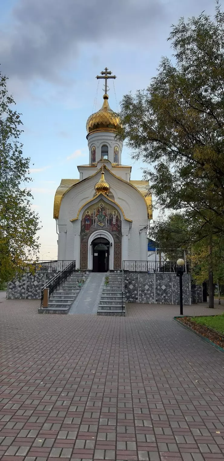 Храм Святого Луки в Сургуте, Нефтеюганское ш., 20, корп. 2 - фото, отзывы  2024, рейтинг, телефон и адрес