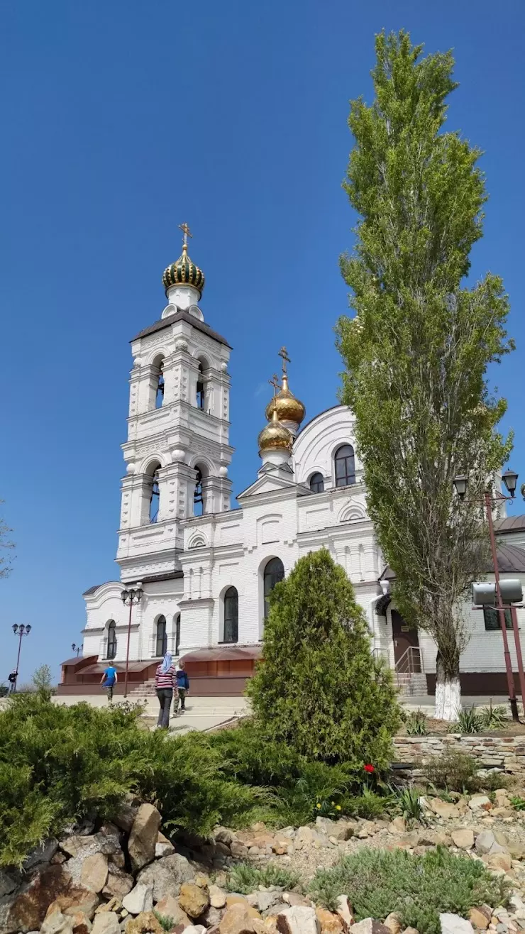 Свято-Троицкий Храм в Волгодонске, Весенняя ул., 5 - фото, отзывы 2024,  рейтинг, телефон и адрес