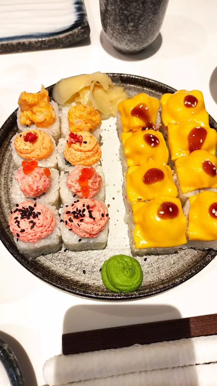 Sushi-Studio суши-бар в Иркутске, ул. Юбилейный микрорайон, 19/1 - фото,  отзывы 2024, рейтинг, телефон и адрес