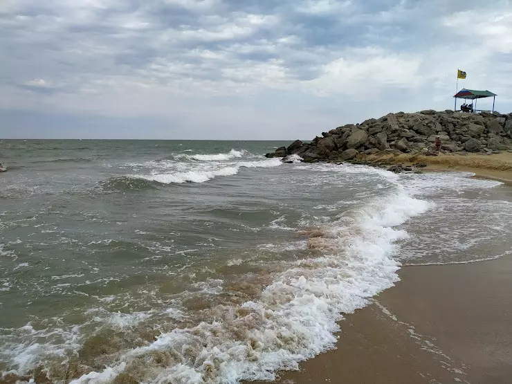 Пансионат наука каспийск. Каспийское море пляж Лагуна. Каспийск пляж. Каспийск пляжи для купания. Каспийск фото пляжей.