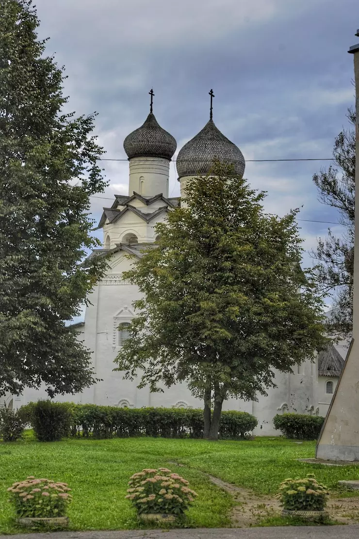 Сретенская церковь в Старой Руссе, ул. 1-Ой Ударной Армии, 8 - фото, отзывы  2024, рейтинг, телефон и адрес