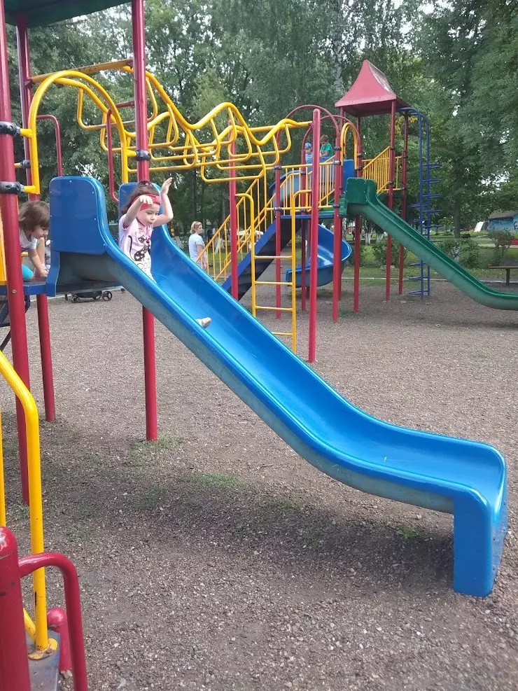 Детский парк Сказка в Алатыре, ул. Гончарова, 53а - фото, отзывы, рейтинг,  телефон и адрес