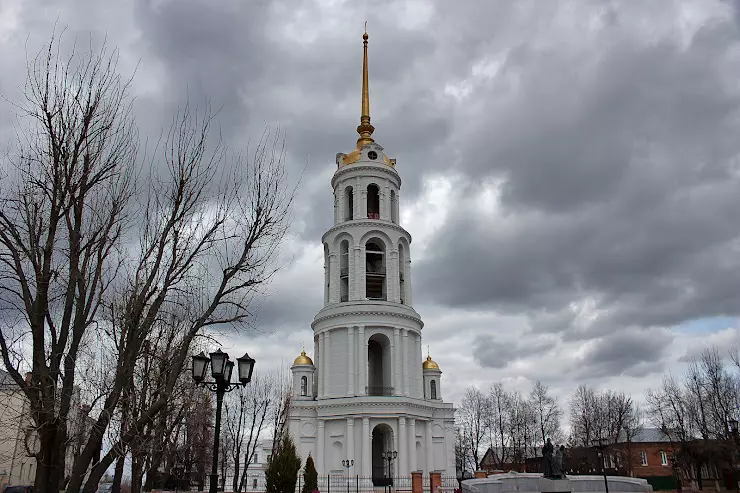 Город Шуя Воскресенский собор